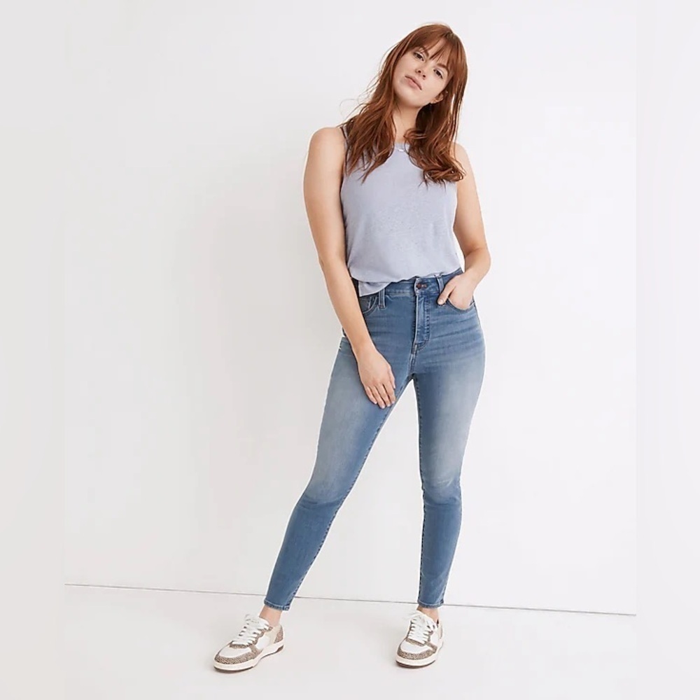 EUC - Madewell Curvy Roadtripper Jeggings - size 28P